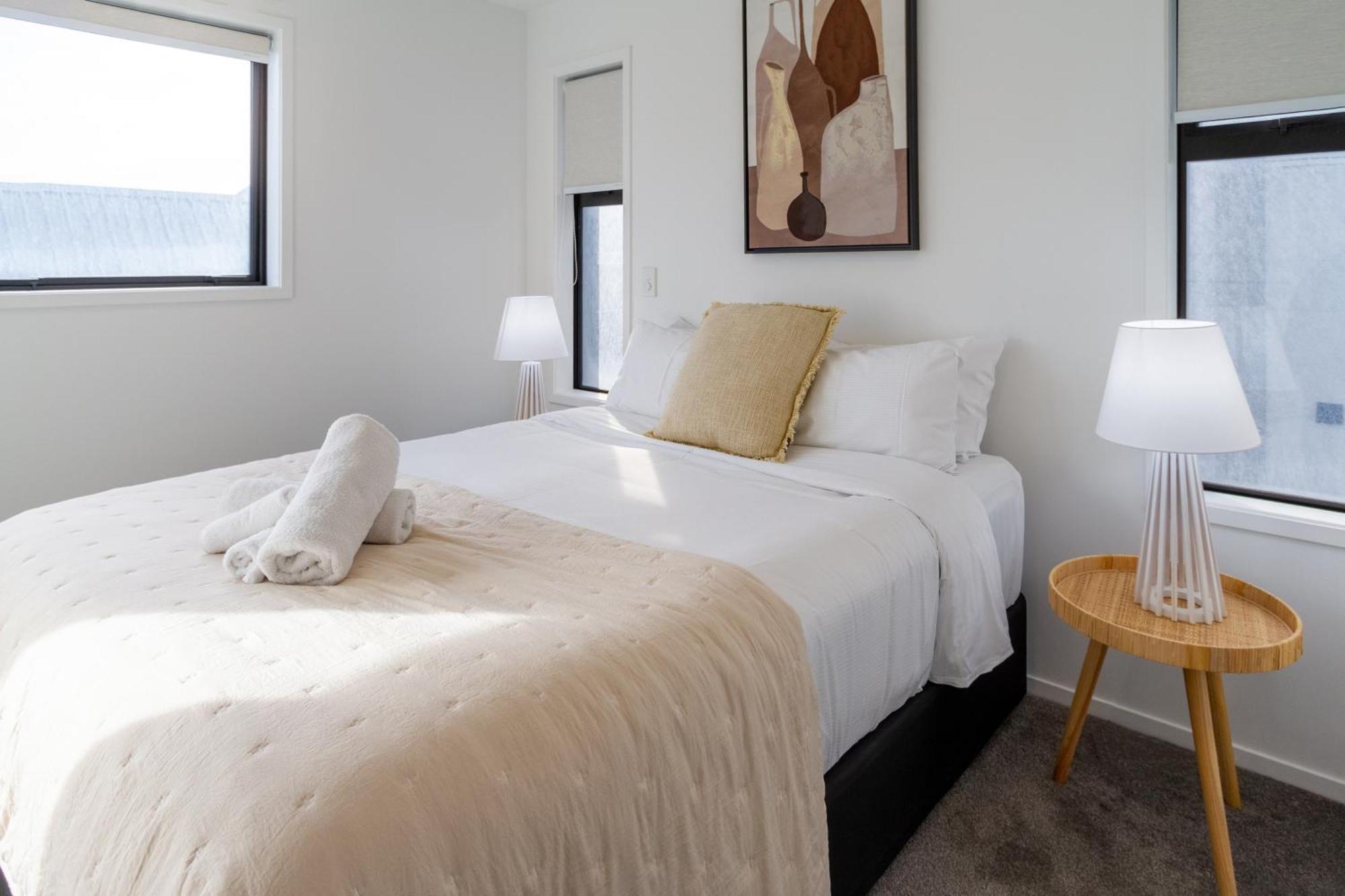 Serenity By The Sea: Coastal Escape1 Bed 1 Bath Christchurch Eksteriør bilde
