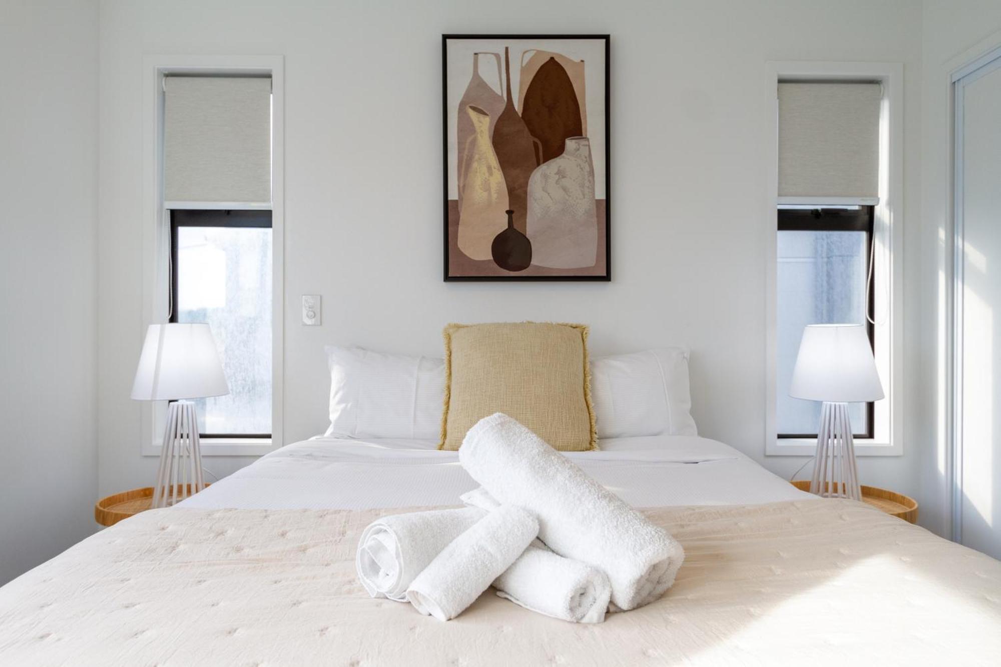 Serenity By The Sea: Coastal Escape1 Bed 1 Bath Christchurch Eksteriør bilde